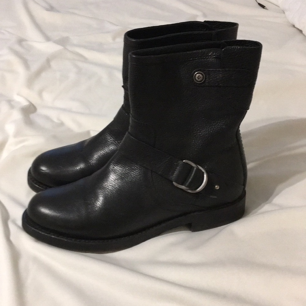 Real genuine leather Olukia boots